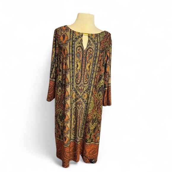 Emma & Michelle Dresses & Skirts - Emma & Michele Women's Paisley Gold Cutout Midi Shift Dress Size 2x